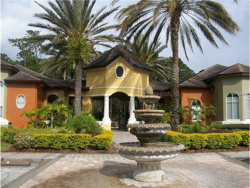 Property Photo:  724 Crest Pines Drive 514  FL 32828 