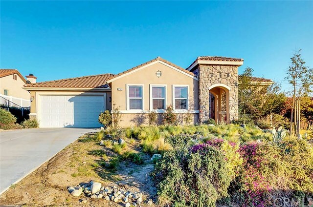 Property Photo:  6761 N Ofelia Drive  CA 92407 