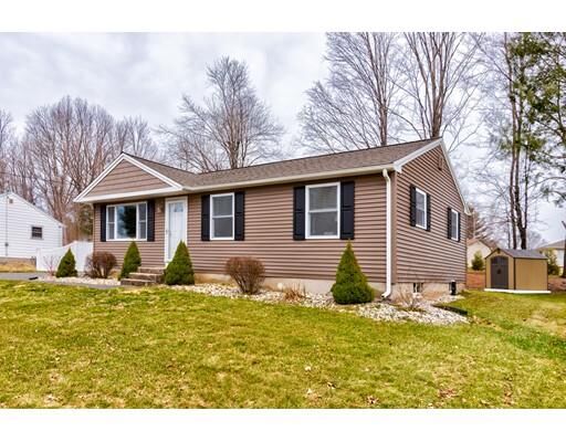 Property Photo:  98 Maple Ridge  CT 06071 
