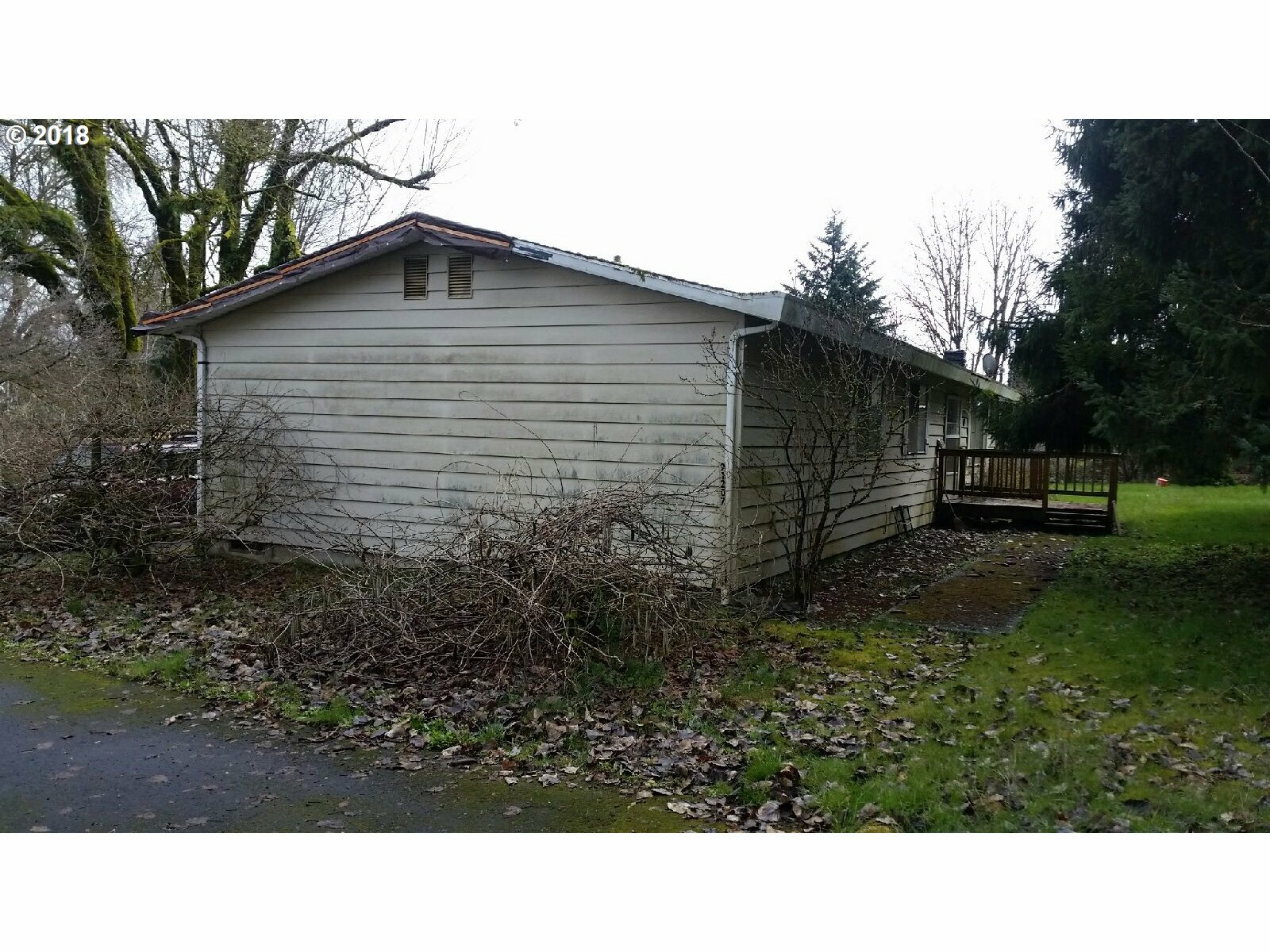 Property Photo:  91207 Douma Rd  OR 97016 