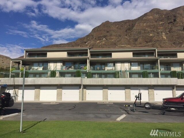 Property Photo:  8997 Crescent Bar Road NW F137  WA 98848 