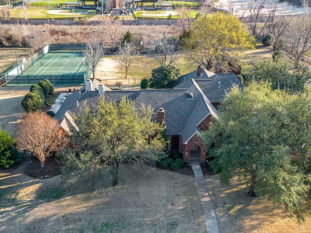 Property Photo: 575 Love Henry Court TX 76092
