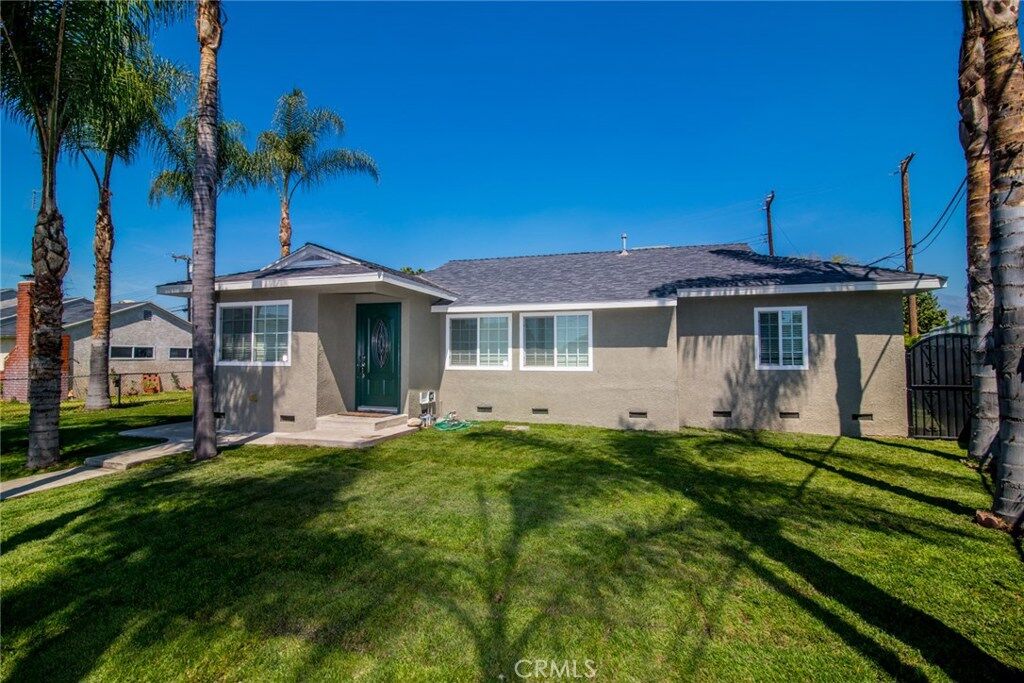 Property Photo: 385 Albert Avenue CA 91767