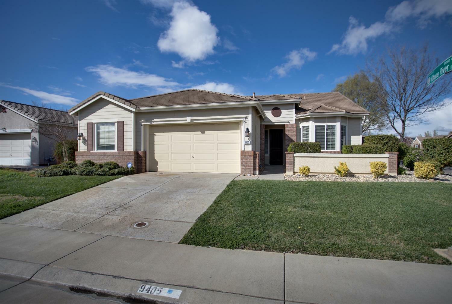 Property Photo:  9405 Roan Ranch Circle  CA 95624 