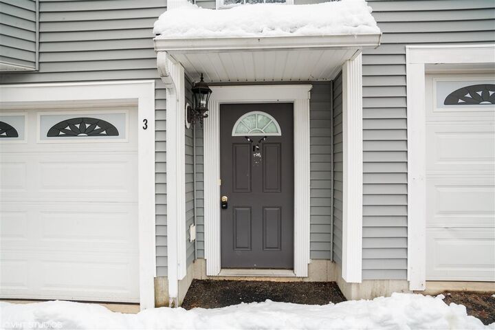 Property Photo:  10 Scribner Road 3  NH 03044 