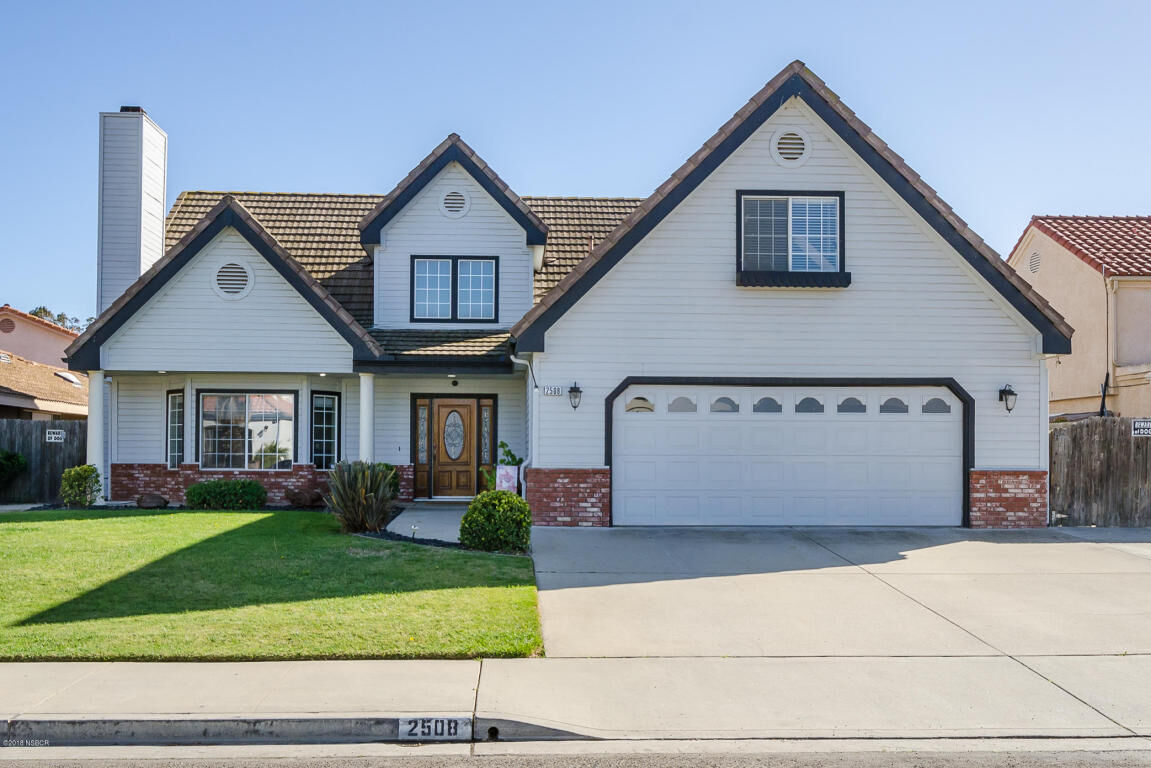 Property Photo:  2508 Castlerock Lane  CA 93455 