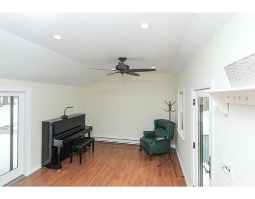 Property Photo:  5 Autumn Street  MA 01923 