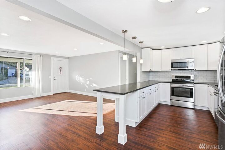 Property Photo: 22627 1st Place W WA 98021