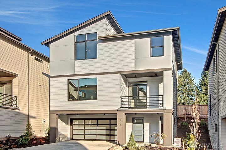 Property Photo: 17824 19th Ave W 4 WA 98037