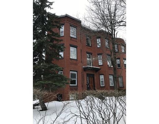 Property Photo: 60 Kirkland 1L MA 02138