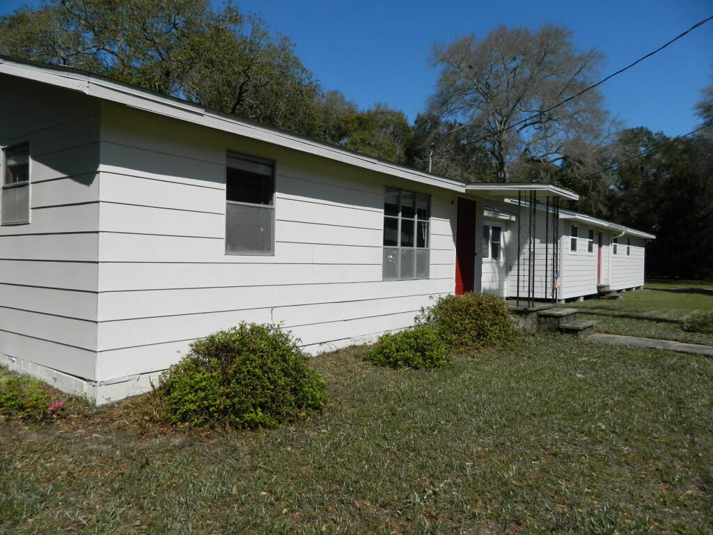 Property Photo:  107 Water Oak Street  FL 32439 