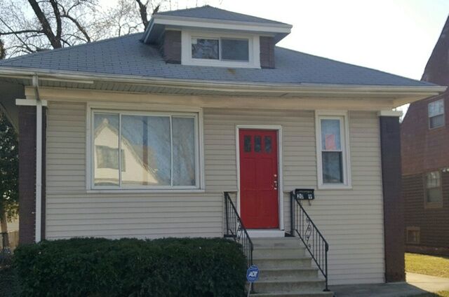 Property Photo: 209 16th Avenue IL 60153