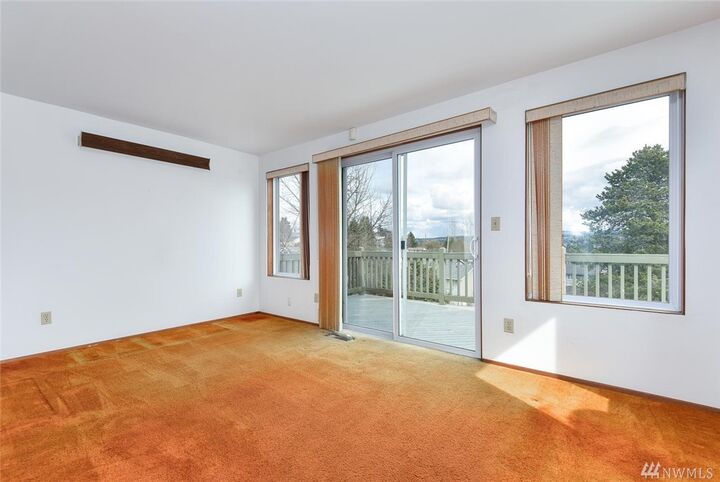 Property Photo: 3509 S Thistle St WA 98118