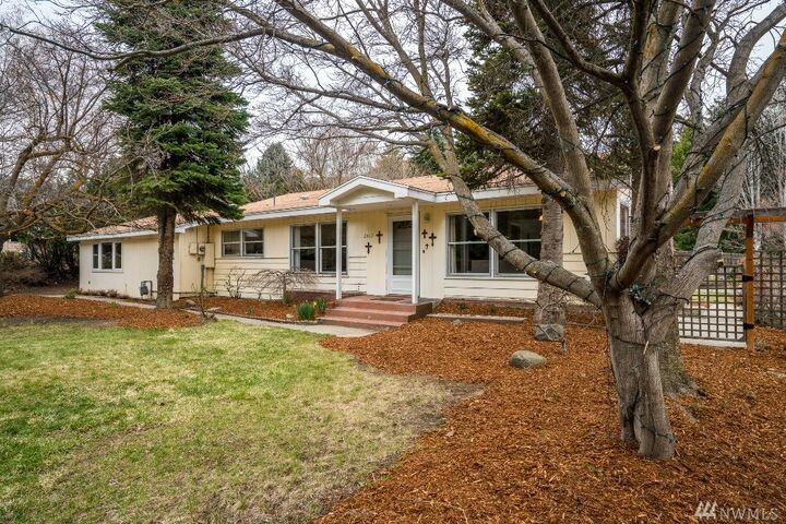 Property Photo:  2412 Number 1 Canyon Rd  WA 98801