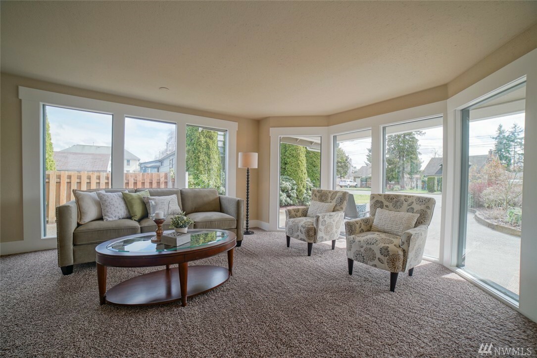 Property Photo: 1215 W Pioneer WA 98371