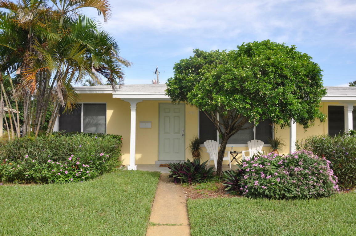 Property Photo:  2396 NE 5th Avenue  FL 33431 