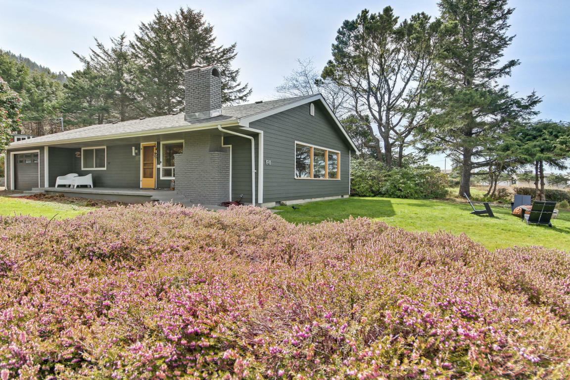 Property Photo:  198 Yachats Ocean Road  OR 97498 