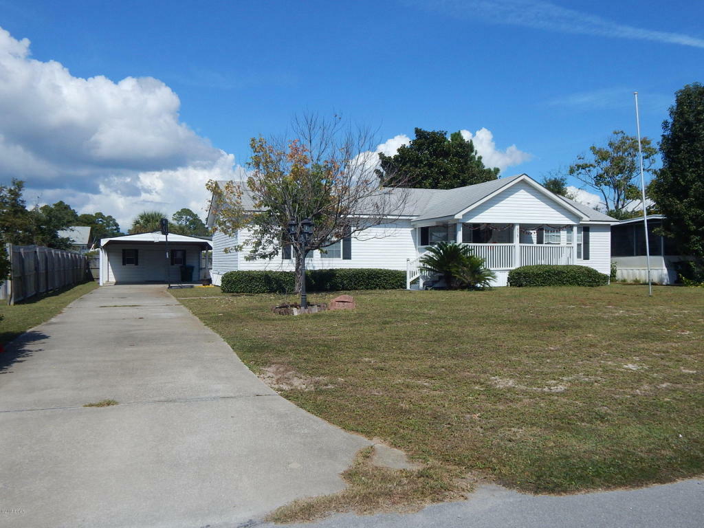 Property Photo:  638 Lagoon Oaks Circle  FL 32408 