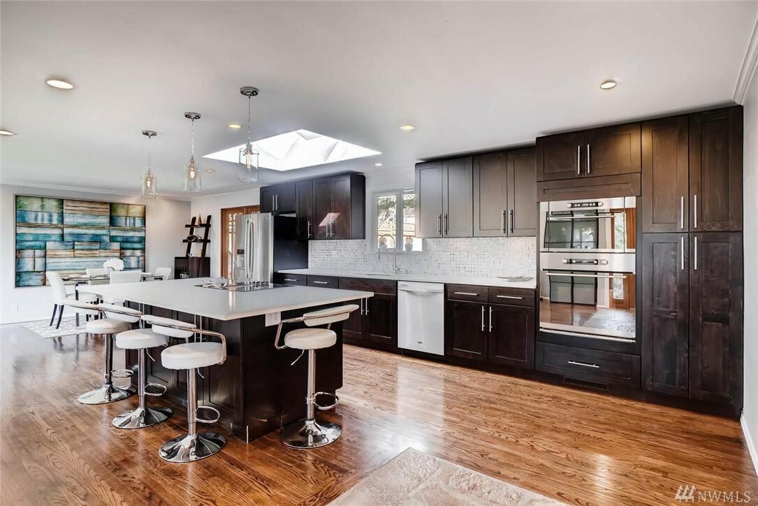Property Photo: 9802 NE 139 St WA 98034