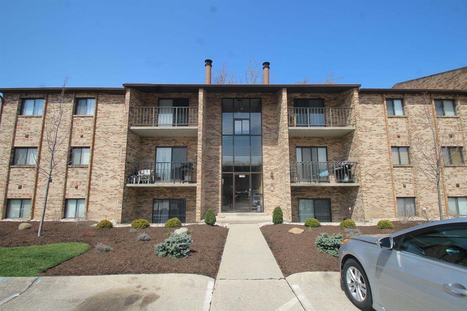 Property Photo: 7226 Creekview Drive 1 OH 45247