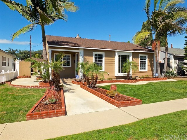 Property Photo:  3243 Eucalyptus Avenue  CA 90806 