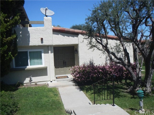 Property Photo:  5 Cypress Way  CA 90274 