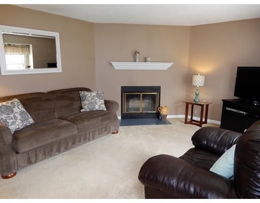 Property Photo:  3 Robin Cir 6  MA 02766 