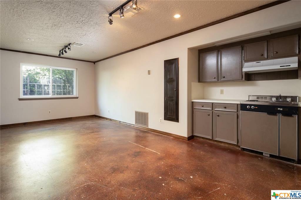 Property Photo:  64 Woodcreek  TX 78676 