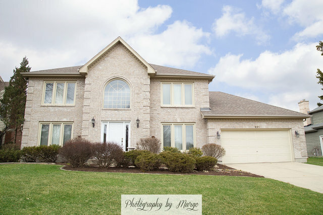 Property Photo:  231 Millcreek Lane  IL 60540 