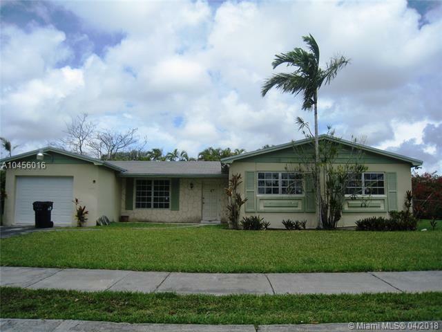 Property Photo:  10341 SW 110th St  FL 33176 