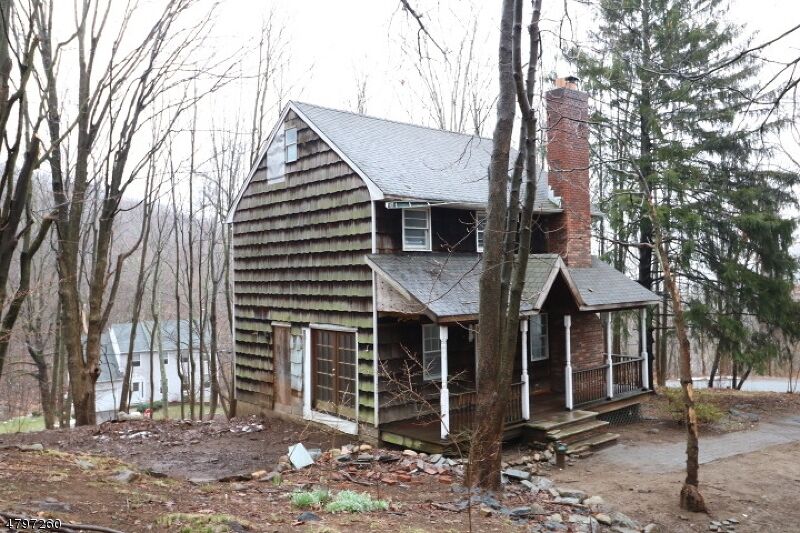 Property Photo:  2 Bergen Hill Road  NJ 07866 