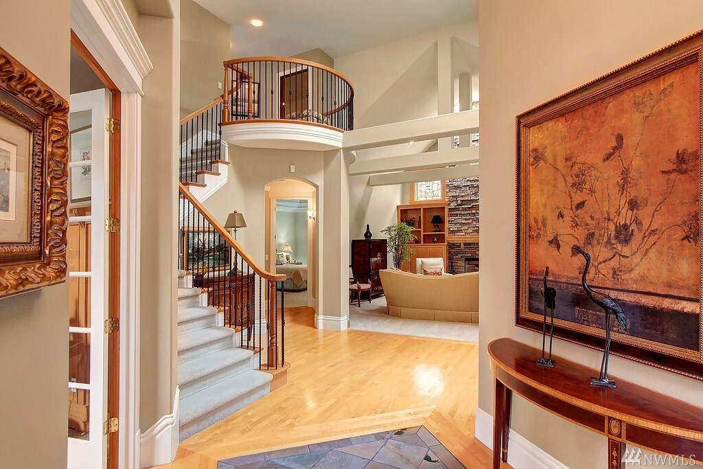 Property Photo:  8470 SE 69th Place  WA 98040 
