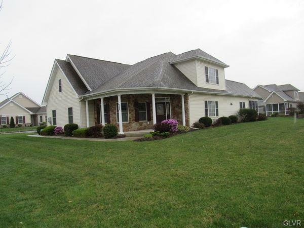 Property Photo:  8 Aberdeen  PA 18045 