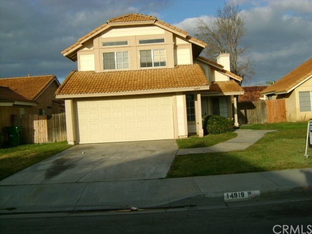 Property Photo: 14919 Spinnaker Lane CA 92553