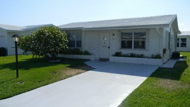 Property Photo: 119 SW 13th Street FL 33426