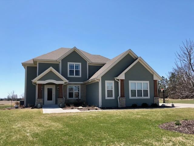 Property Photo: W279n8428 Copper Ct WI 53029