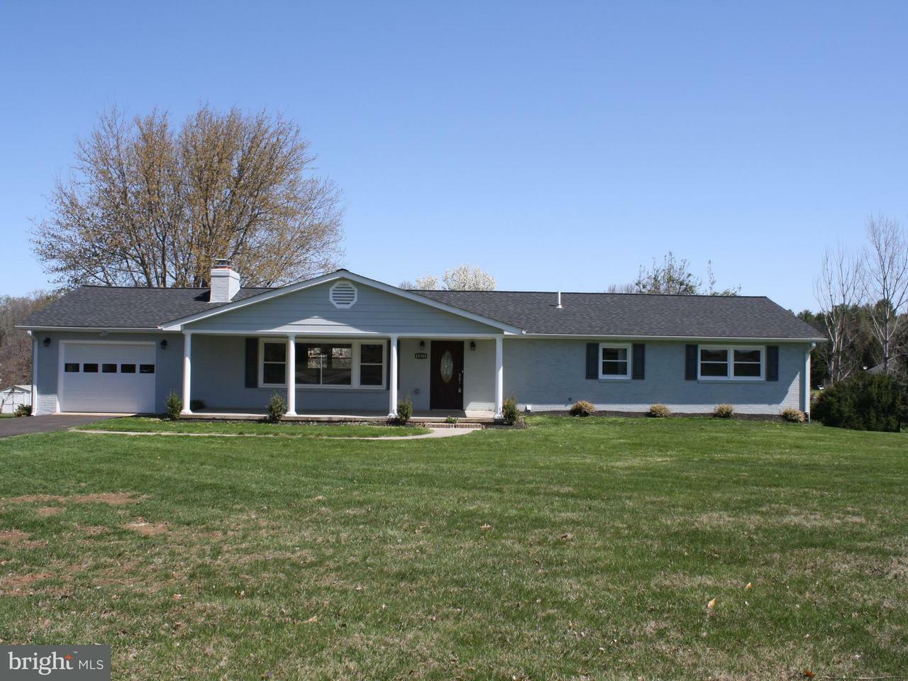 Property Photo: 40348 Charles Town Pike VA 20158