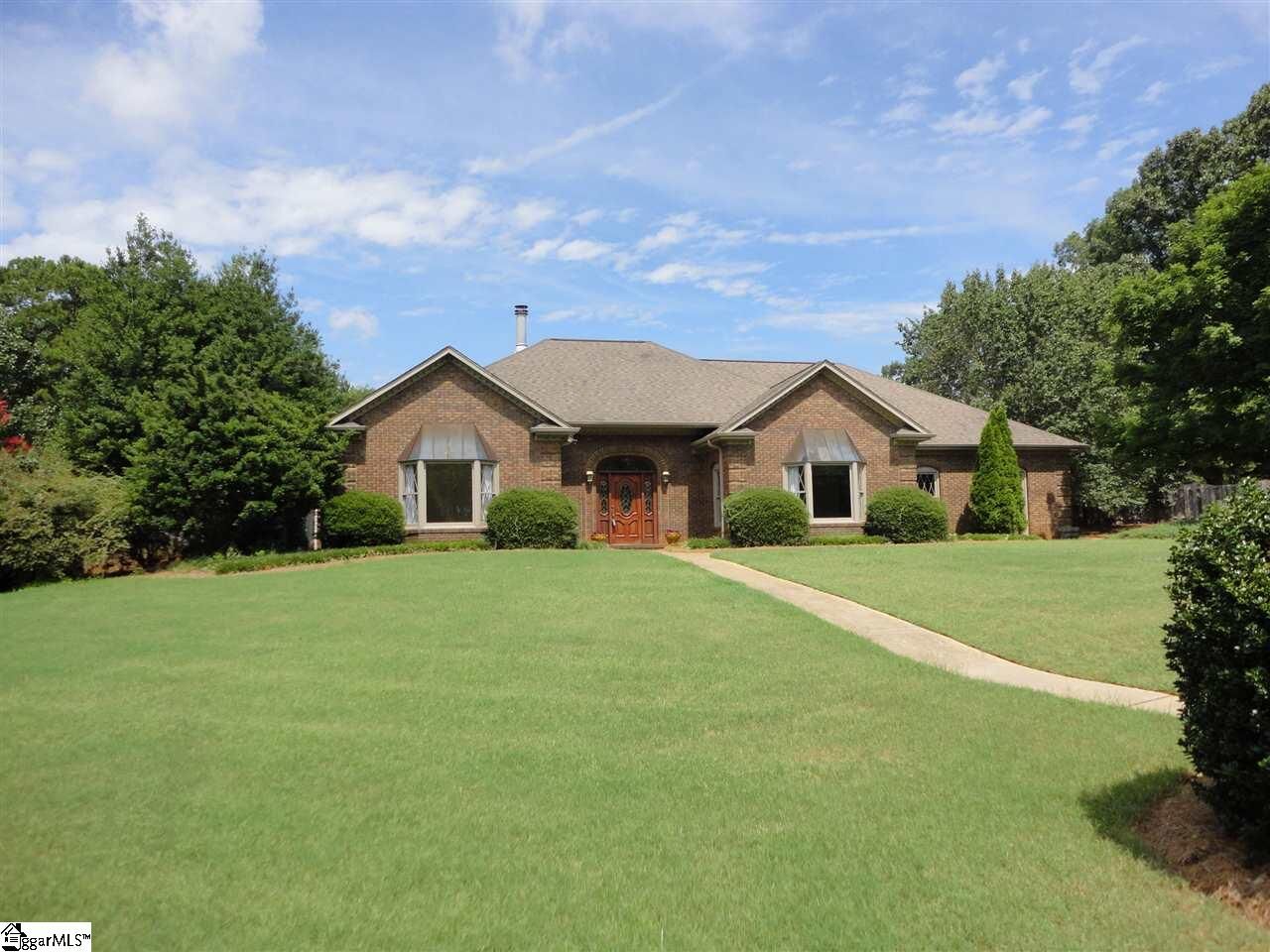 Property Photo:  207 Westchester Road  SC 29615 