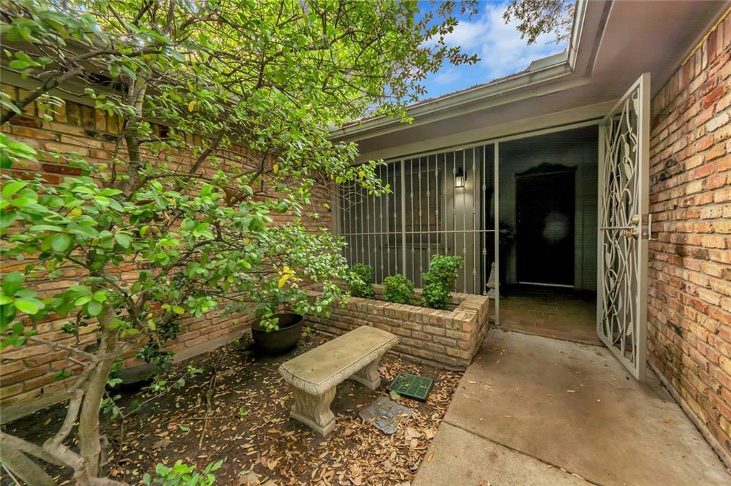 Property Photo:  5812 Wedgmont N Circle  TX 76133 