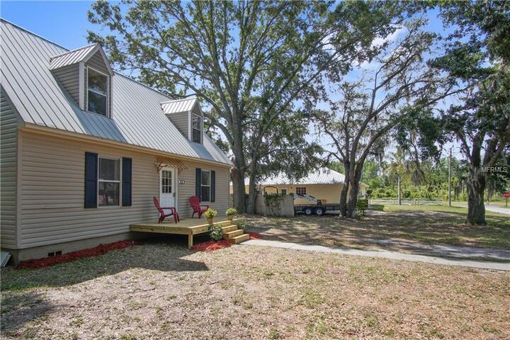 Property Photo:  323 Savage Way  FL 34736 