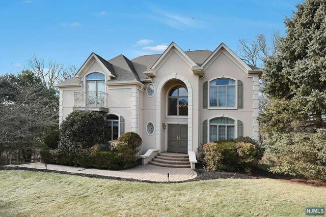 Property Photo:  65 Village Drive  NJ 07430 