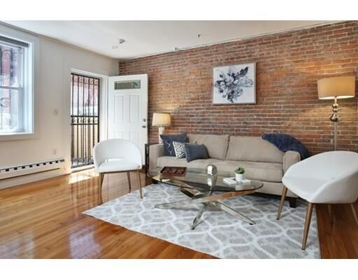 Property Photo:  265 Beacon St A  MA 02116 