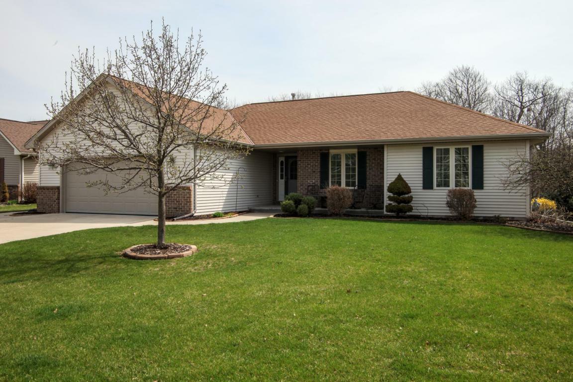 Property Photo: 1305 Firethorn Dr WI 53090