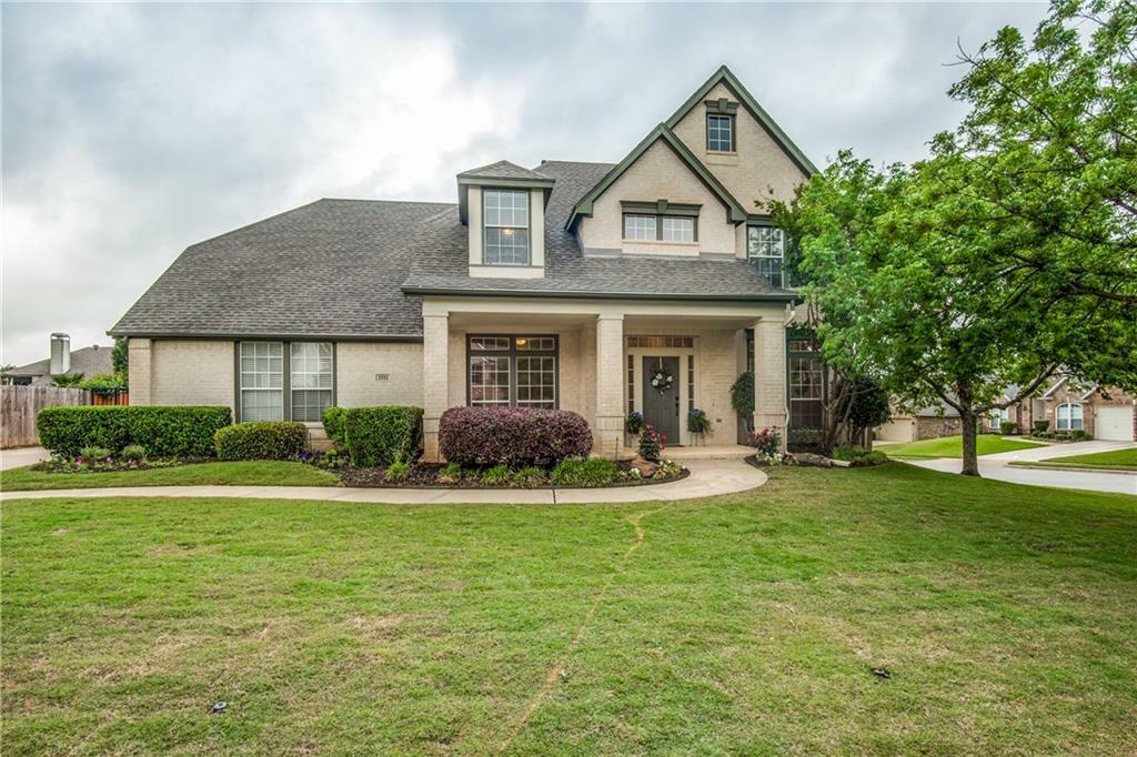 Property Photo:  2721 Cliffwood Drive  TX 76051 