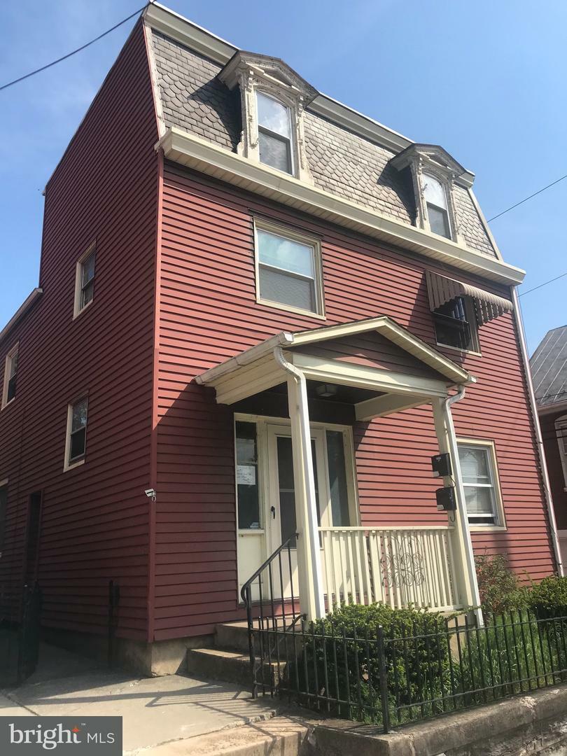 Property Photo:  18 Pine Street  PA 17113 