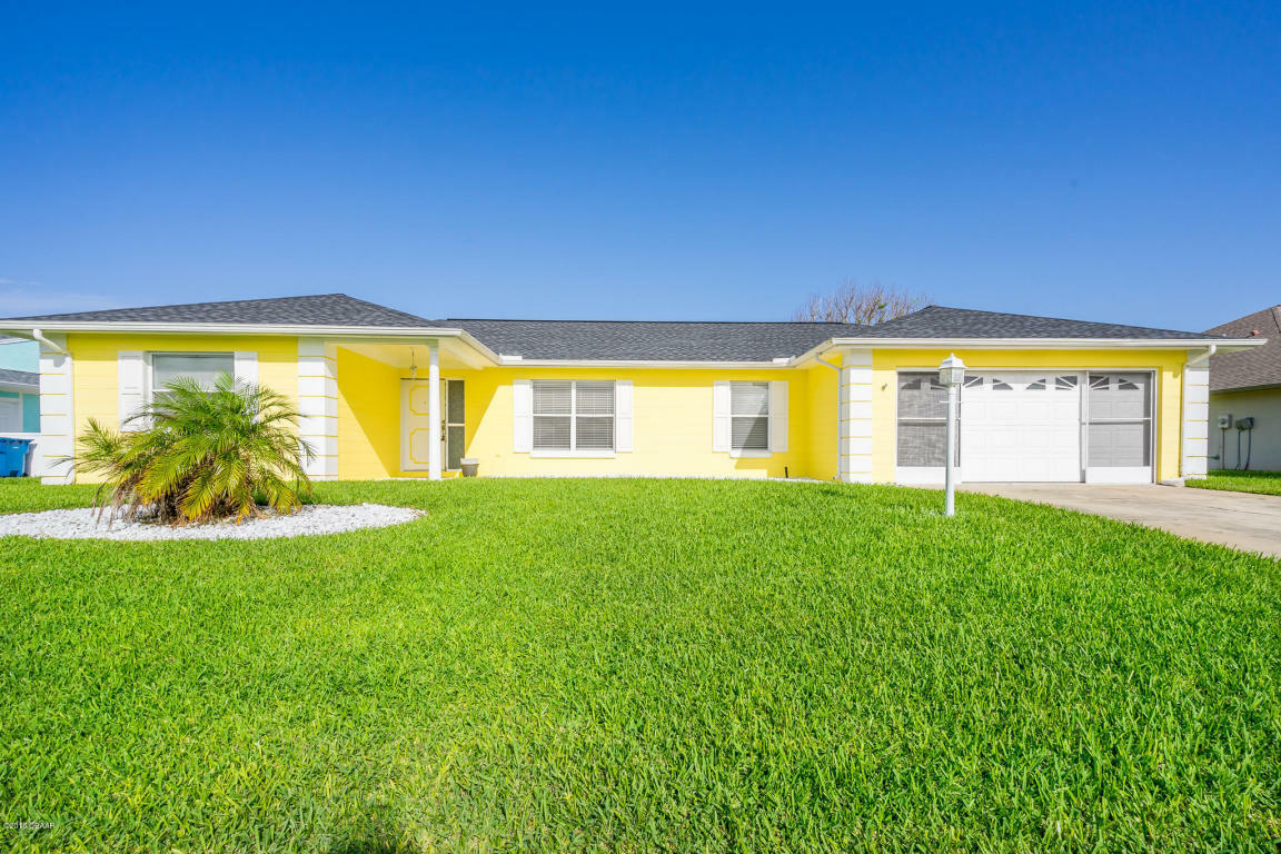 Property Photo:  23 W Sea Harbor Drive  FL 32176 