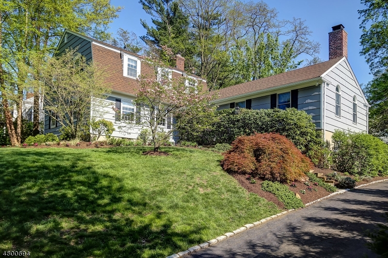 Property Photo: 29 Glenmere Dr NJ 07928