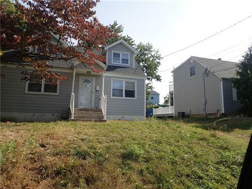 Property Photo:  112 Schuyler Avenue  NJ 08817 