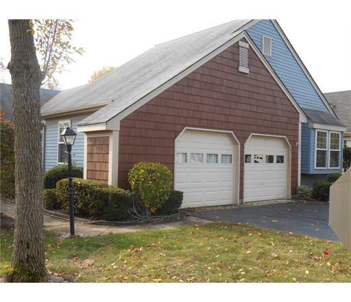 Property Photo:  1 Molly Pitcher Court  NJ 08831 