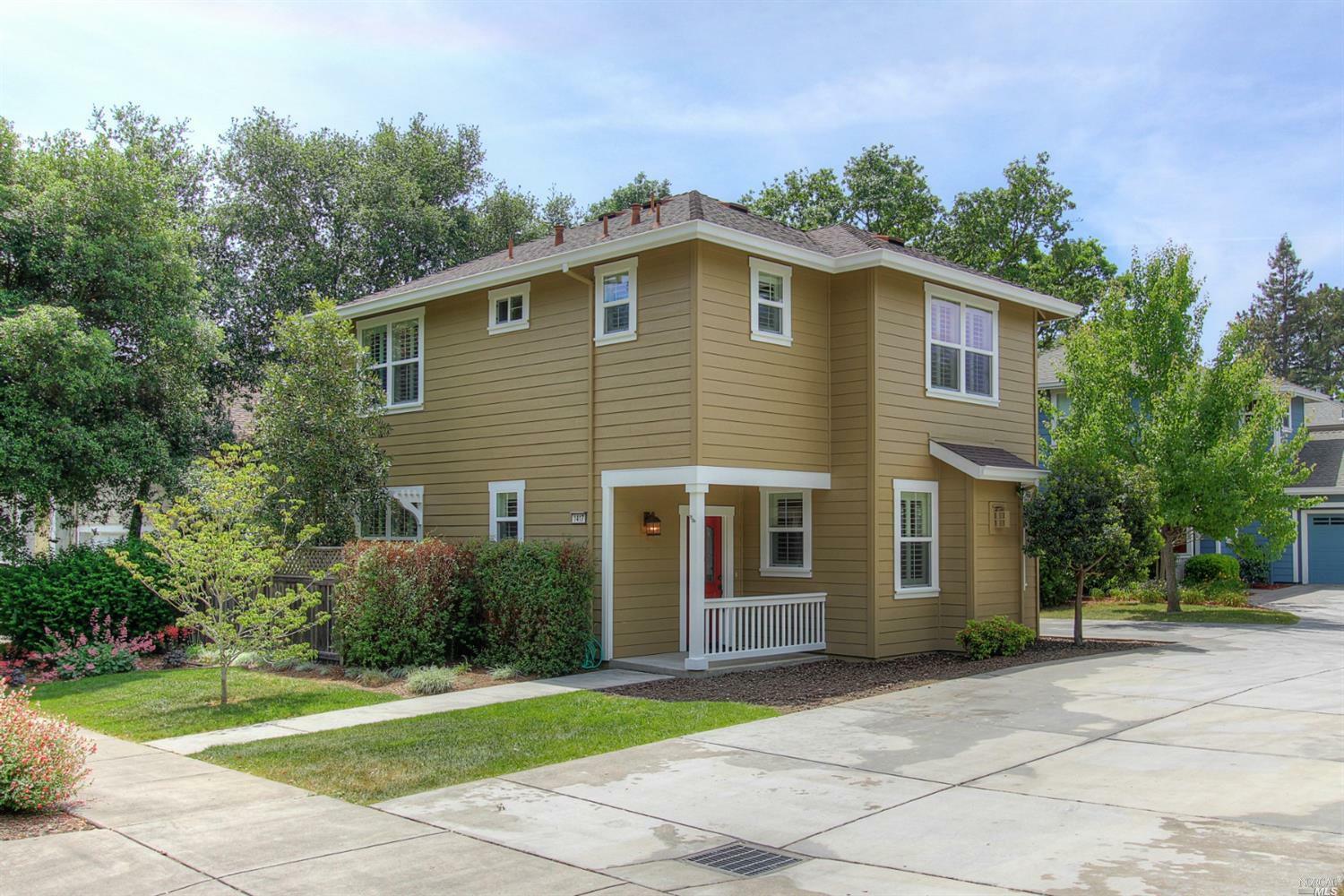 Property Photo: 1417 Peterson Lane CA 95403